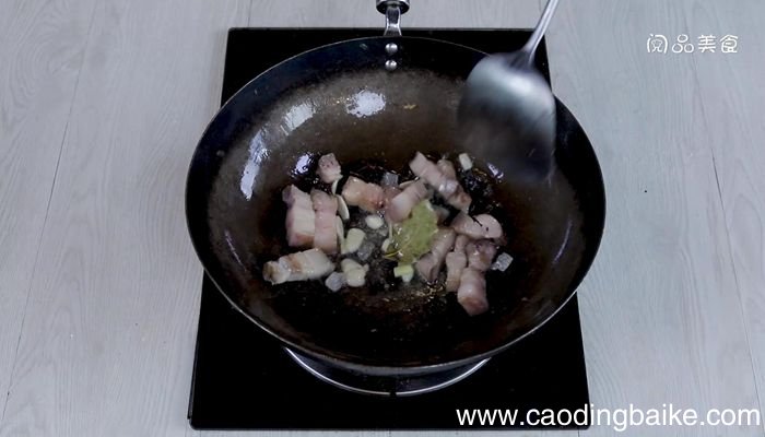 五花肉炖鸭血的做法五花肉炖鸭血怎么做
