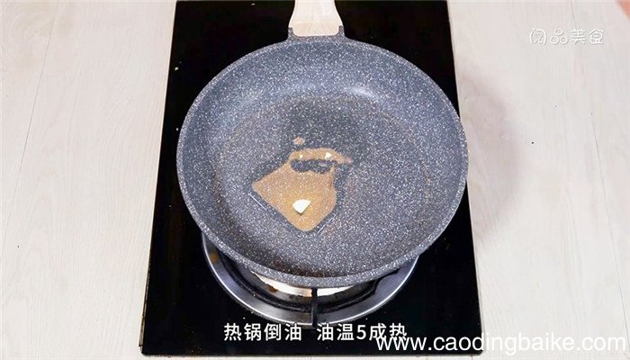 苕粉皮炒胡萝卜丝的做法 苕粉皮炒胡萝卜丝怎么做