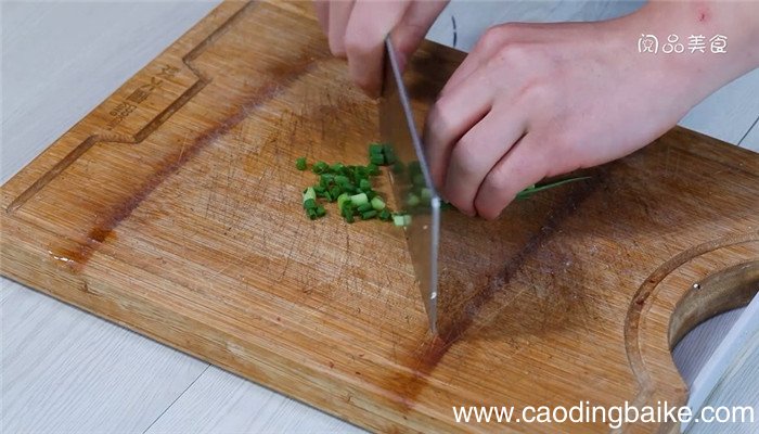 豌豆尖蘑菇豆腐汤的做法 豌豆尖蘑菇豆腐汤怎么做