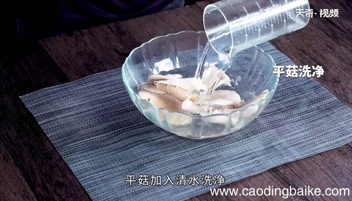 三鲜焖鹌鹑蛋怎么做 三鲜焖鹌鹑蛋