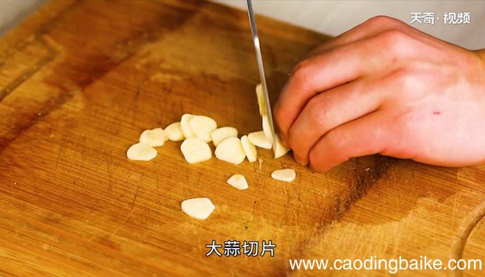家常肉丝炒面怎么做 家常肉丝炒面