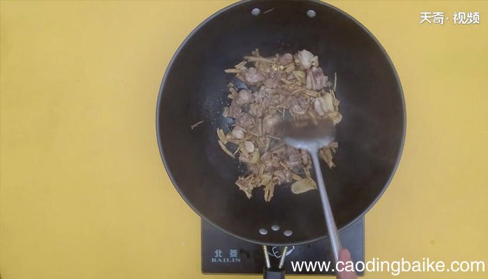干笋焖鸡的做法干笋焖鸡怎么做
