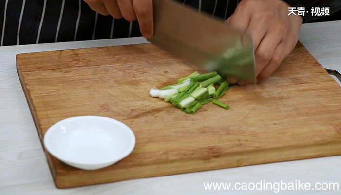 红焖鸡块的做法 怎么做红焖鸡块