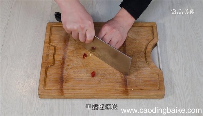 豌豆尖炒豆腐丝的做法 豌豆尖炒豆腐丝怎么做