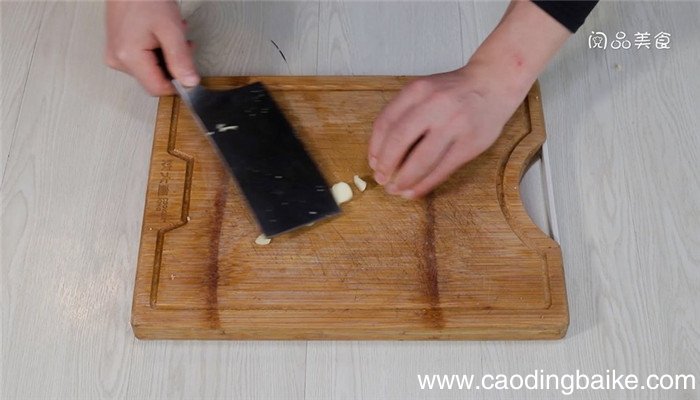 豌豆尖炒豆腐丝的做法 豌豆尖炒豆腐丝怎么做