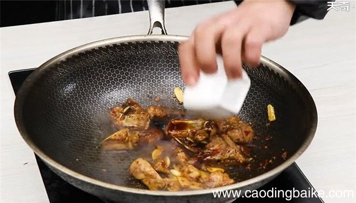 香辣排骨怎么做 香辣排骨的做法