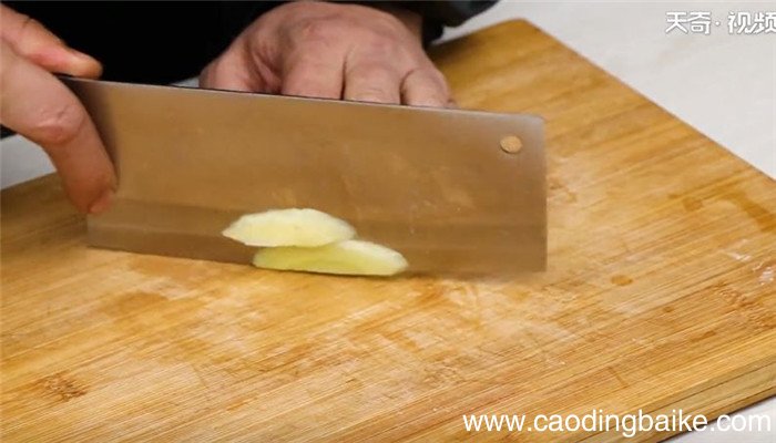 竹笋焖鸡怎么做 竹笋焖鸡的做法