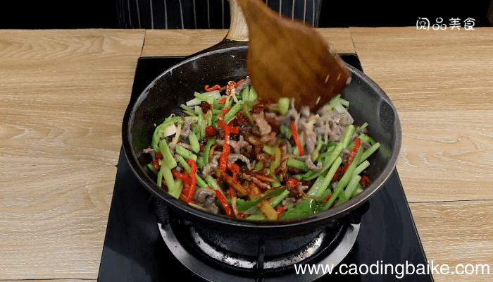芹菜炒牛肉 芹菜炒牛肉的做法