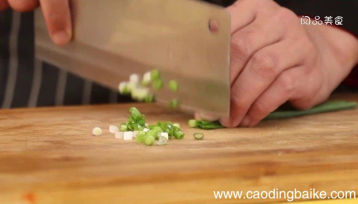 黑豆木耳乌鸡汤的做法 黑豆木耳乌鸡汤怎么做好吃