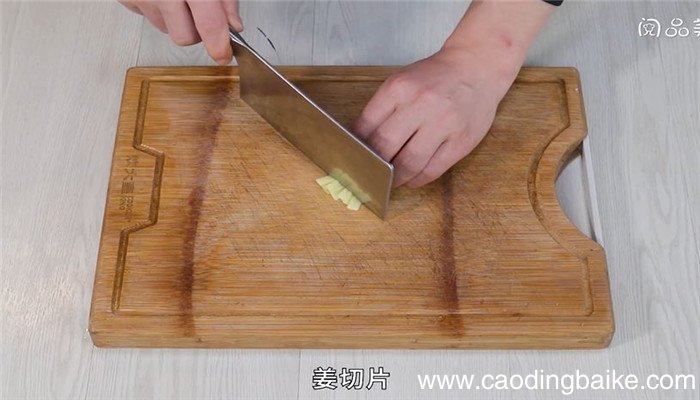 黄金脆皮排骨怎么做 黄金脆皮排骨的做法