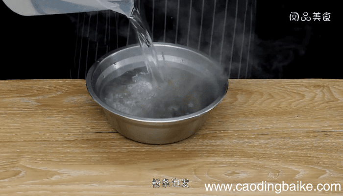 鸡肉炖土豆 鸡肉炖土豆的做法