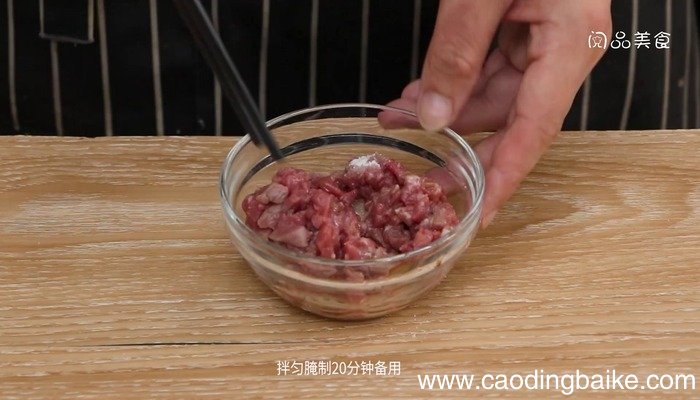 芹菜甜椒碎牛肉的做法 芹菜甜椒碎牛肉怎么做好吃