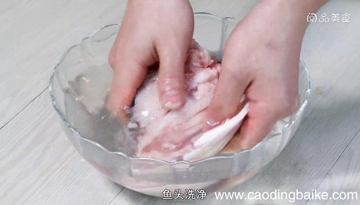 砂锅鱼头的做法 砂锅鱼头怎么做