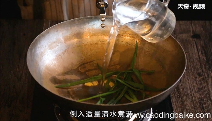 白切鸡的正宗做法怎么做 如何做正宗的白切鸡