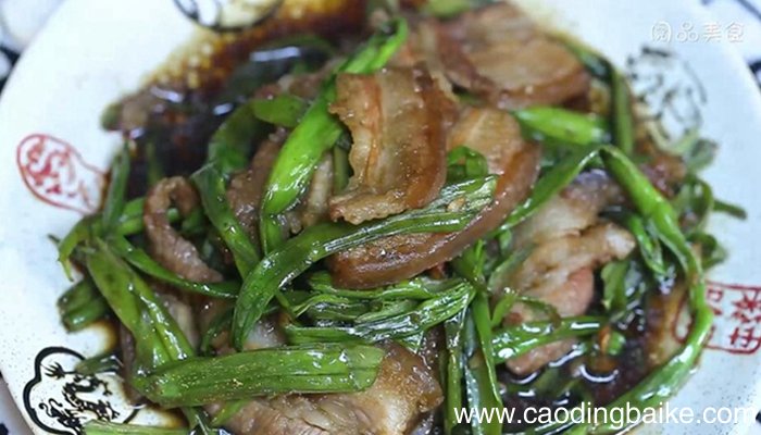 五花肉炒空心菜杆的做法 五花肉炒空心菜杆怎么做