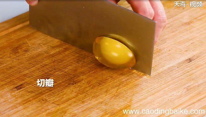 烧椒皮蛋怎么做 烧椒皮蛋的做法