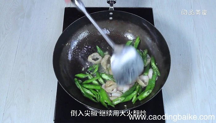 炒熟尖椒大肠的做法 炒熟尖椒大肠怎么做