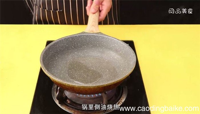 酸菜焖鸭脖怎么做 酸菜焖鸭脖做法是什么