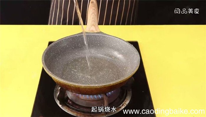 酸菜焖鸭脖怎么做 酸菜焖鸭脖做法是什么