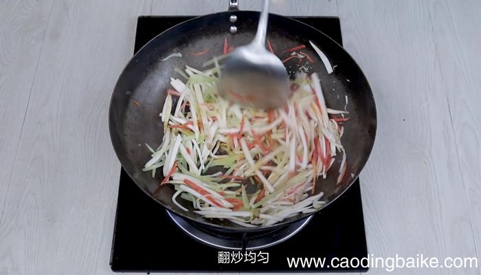 杏鲍菇炒三丝的做法杏鲍菇炒三丝怎么做