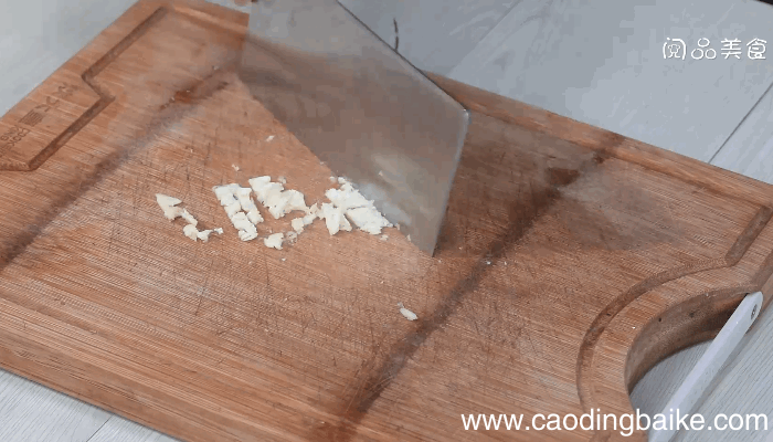 凉拌鲜黄花菜的做法，凉拌鲜黄花菜怎么做
