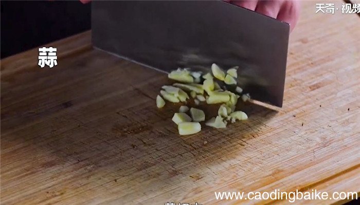 黄瓜炒火腿怎么做 黄瓜炒火腿的做法