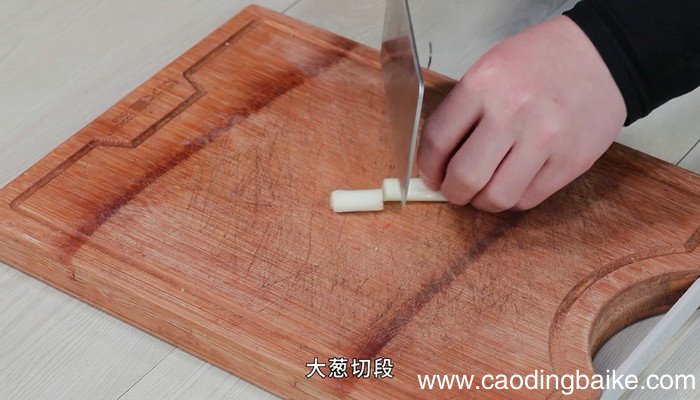 红烧爬条肉的做法 红烧爬条肉怎么做