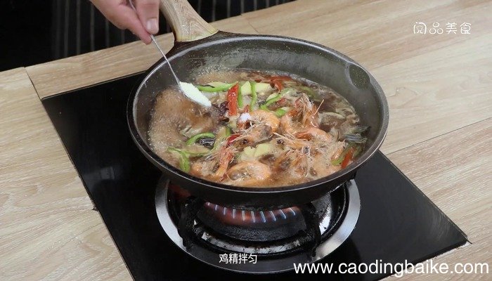 鲫鱼烧虾怎么做 鲫鱼烧虾怎么做好吃