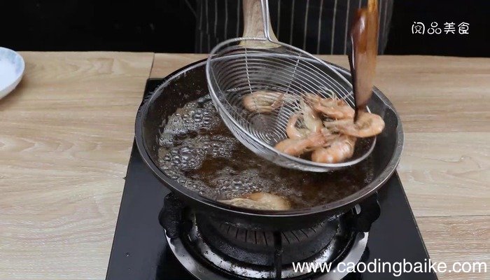 鲫鱼烧虾怎么做 鲫鱼烧虾怎么做好吃