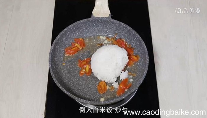 虾米圣女果蛋炒饭的做法 虾米圣女果蛋炒饭怎么做