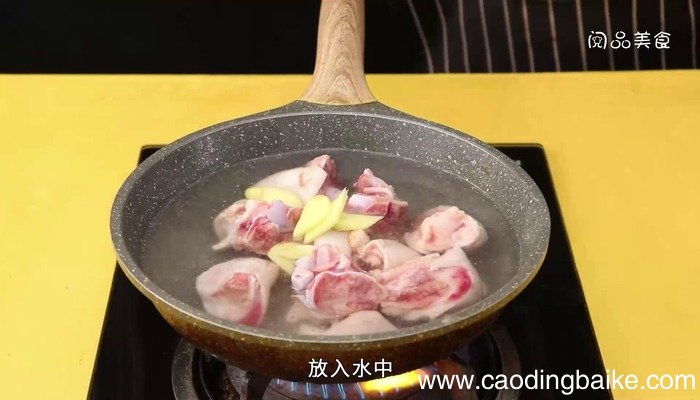 蹄髈炖土豆的做法 蹄髈炖土豆怎么做好吃