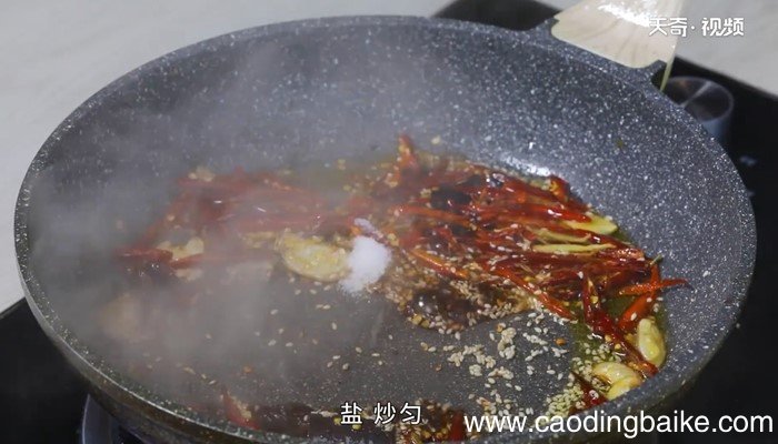 爆炒鱿鱼的做法，爆炒鱿鱼怎么做