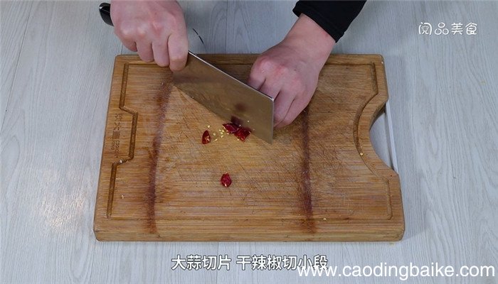 油渣炒芥蓝的做法 油渣炒芥蓝怎么做