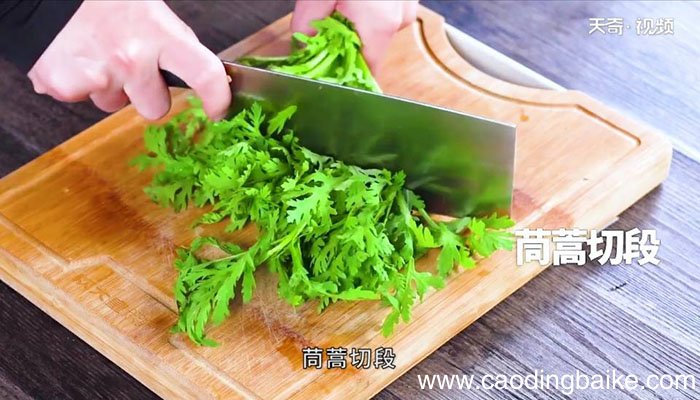 蛏子茼蒿汤怎么做 蛏子茼蒿汤