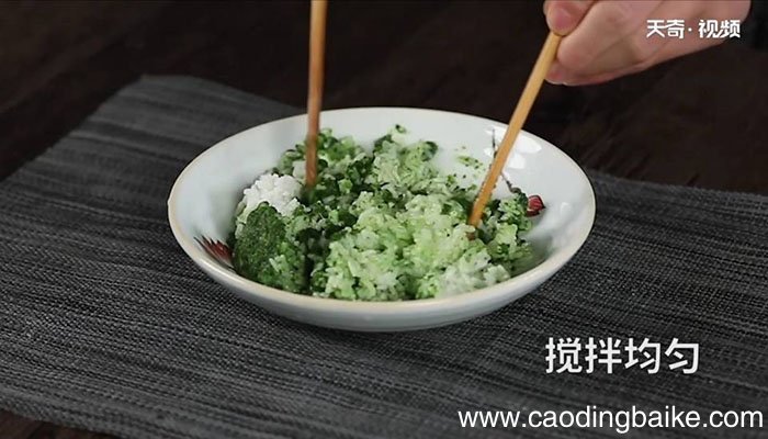 翡翠炒饭怎么做 翡翠炒饭