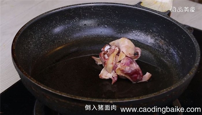 猪面肉炒鸡腿菇做法 猪面肉炒鸡腿菇怎么做