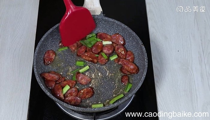 芥兰炒香肠怎么做 芥兰炒香肠的做法