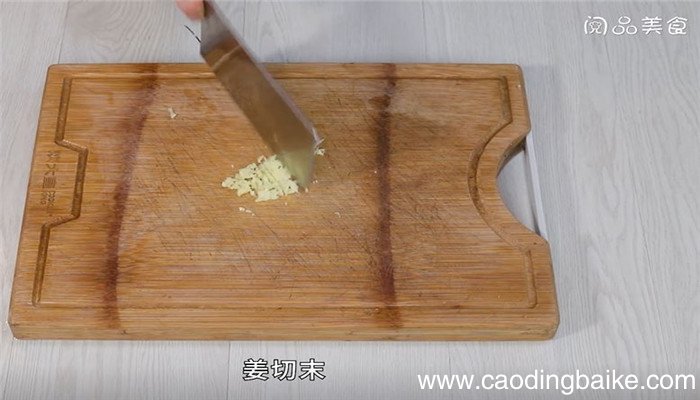青菜猪肉馄饨馅怎么做 青菜猪肉馄饨馅卷的做法