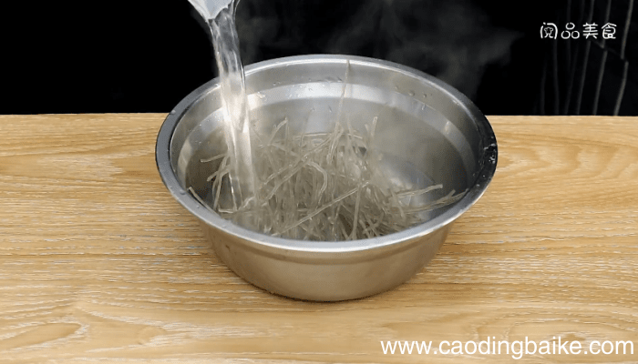 老母鸡粉丝汤 老母鸡粉丝汤的做法