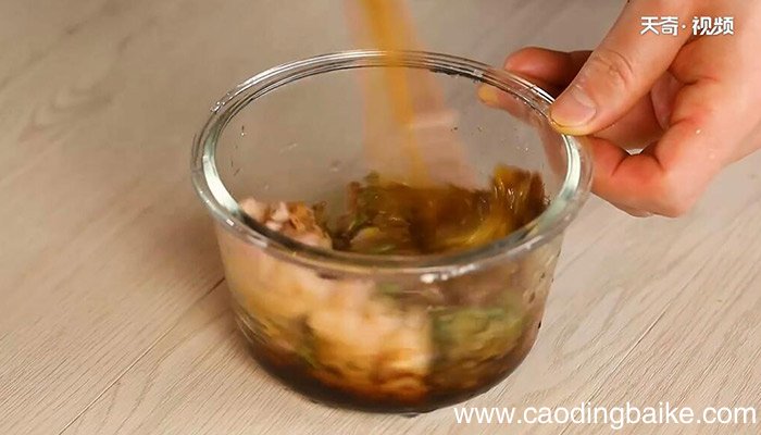 西葫芦鸡胸饼的做法 西葫芦鸡胸饼怎么做