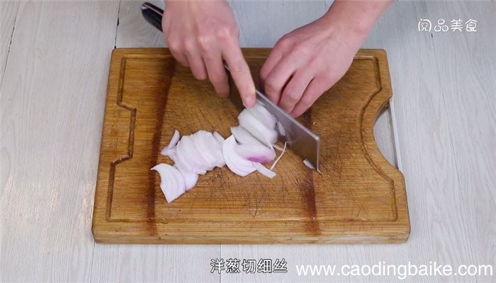怎么用蚝油生抽炒鸡 蚝油生抽炒鸡怎么做