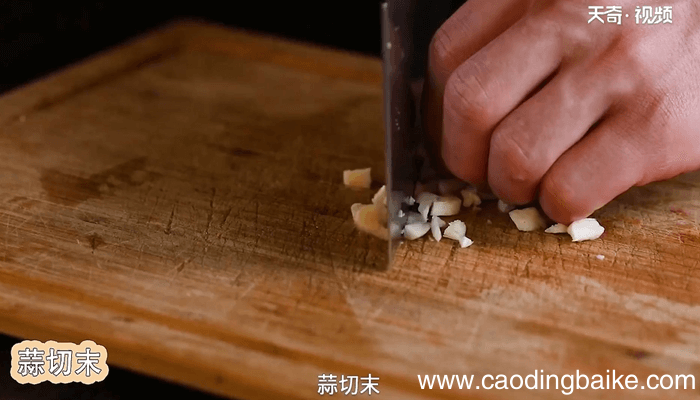 凉拌黄瓜怎么做 最简单的凉拌黄瓜