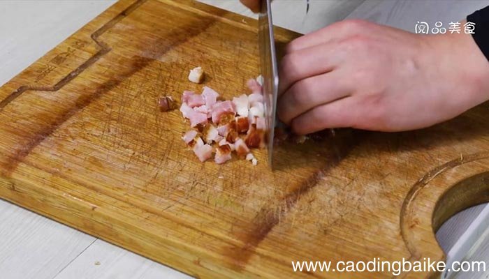 番茄腊肉煎饼如何做 番茄腊肉煎饼