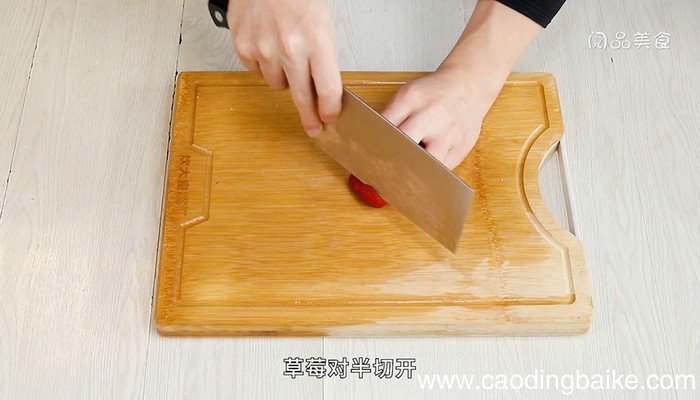 宝宝辅食牛油果泥的做法 宝宝辅食牛油果泥怎么做