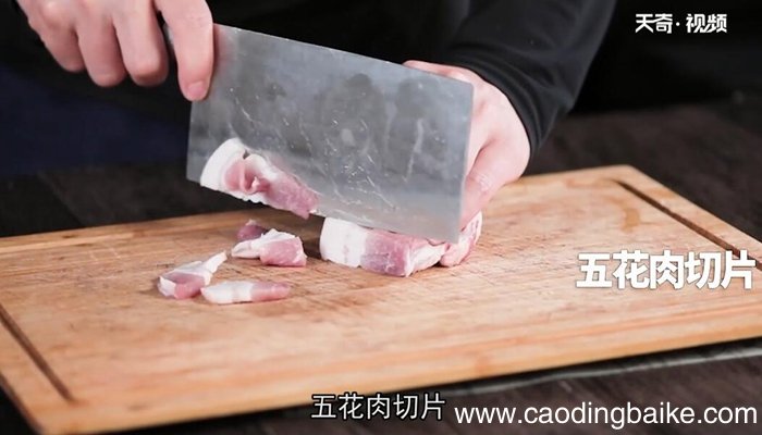 茶树菇炒五花肉的做法 茶树菇炒五花肉怎么做
