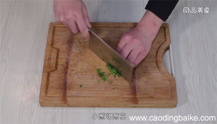 西红柿拌黄瓜的做法 西红柿拌黄瓜怎么做