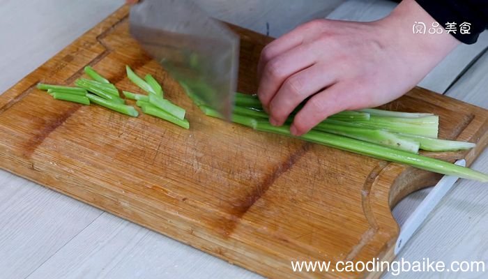 芹菜炖干豆腐的做法芹菜炖干豆腐怎么做