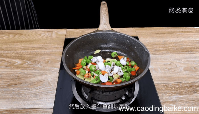 爆炒墨斗鱼 爆炒墨斗鱼的做法