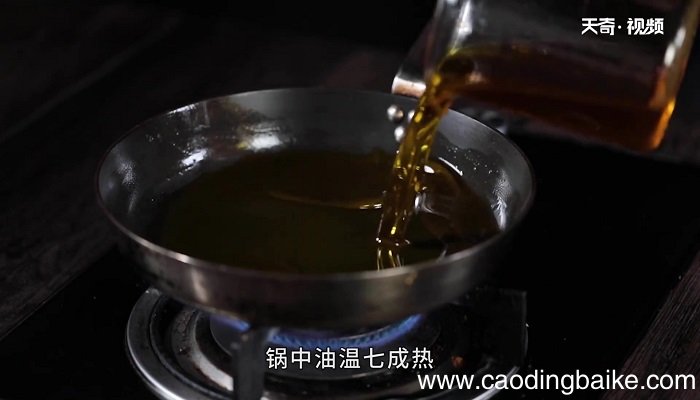 咸蛋黄豆角怎么做 咸蛋黄豆角的做法