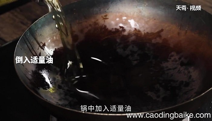 烧椒煮蛙腿怎么做 烧椒煮蛙腿的做法